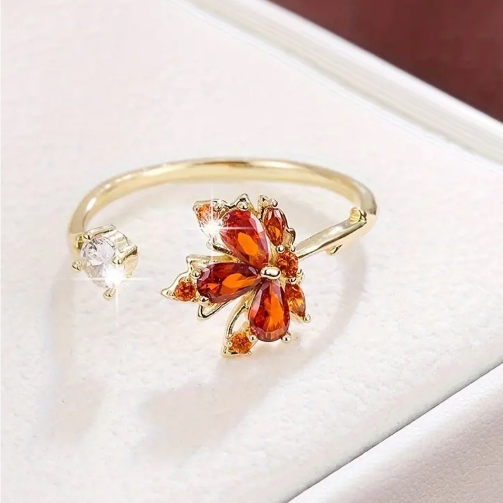 Maple Leaf Adjustable Ring